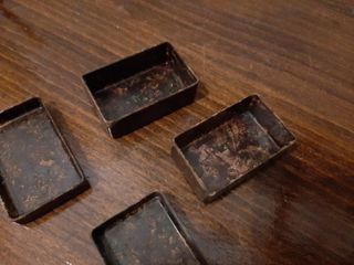 CAJITAS ANTIGUAS DE BAQUELITA Y TELA PRENSADA