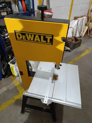 Sierra de cinta DEWALT