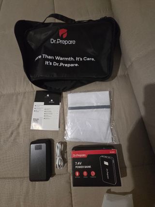 Felpa riscaldata con cappuccio NUOVA