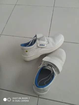 Zapatos de trabajo blancos talla 37