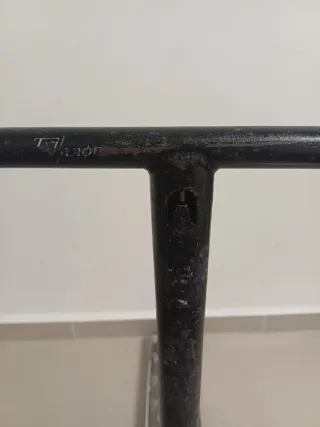 Patinete de trucos plateado