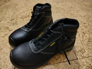 Botas de seguridad negras