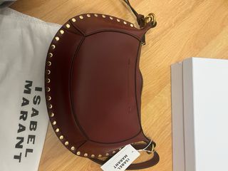 Bolso Isabel Marant Rojo con Tachuelas Doradas