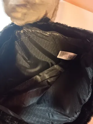 Bolso PUMA peluche negro
