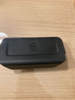 Papelera puerta Skoda