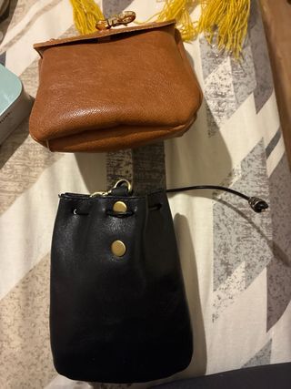 Cartera y monedero de piel