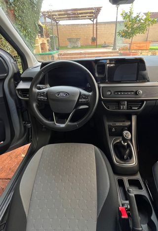 Ford Tourneo Courier 2024