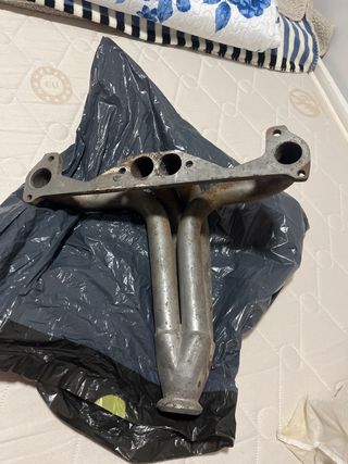 Colector de escape coche