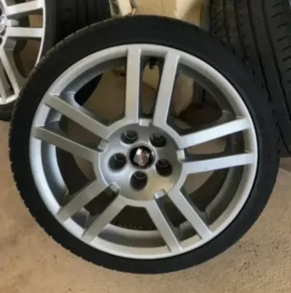 4 CENTROS RUEDA LLANTA SEAT LEÓN IBIZA CUPRA 56mm