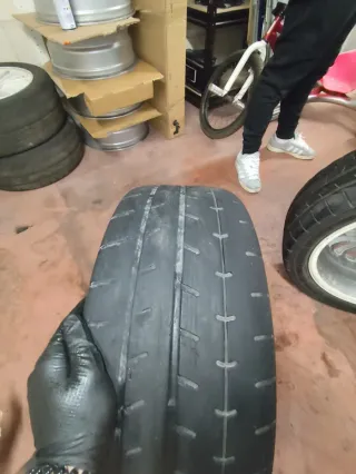 Neumáticos Yokohama Advan A052 R17