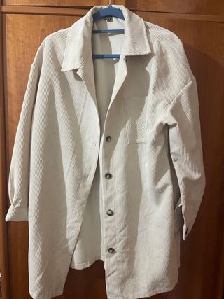 Abrigo beige de pana