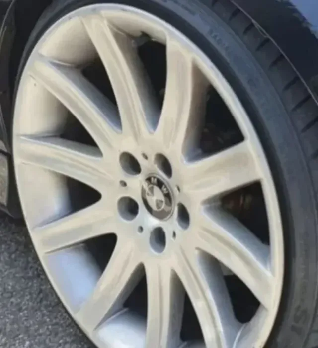 TAPAS BUJE CENTRO RUEDA LLANTA TAPACUBOS BMW 68MM