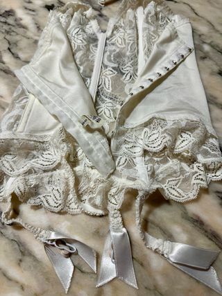 Corsé de novia blanco