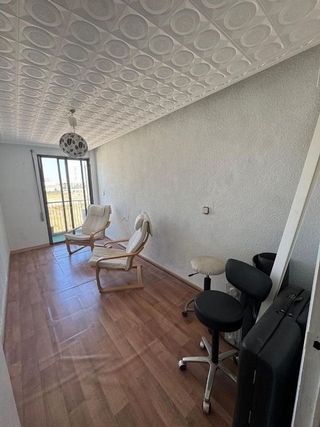 Piso en venta en La Torre en Valencia