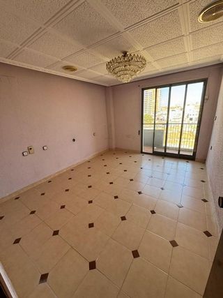 Piso en venta en La Torre en Valencia