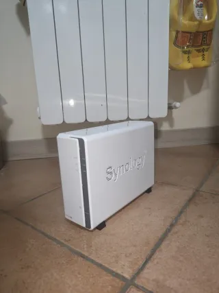 Synology DS120J + HDD 1TB
