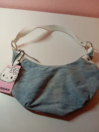 Bolso Hello Kitty Bershka Denim Rosa