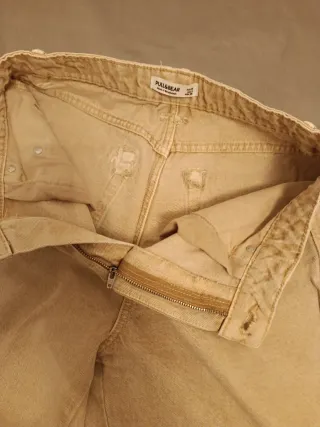 Pantalón vaquero Pull&Bear beige mujer Talla M