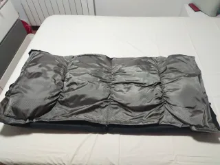 Tumbona acolchada plegable