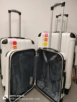 Set de 3 maletas de viaje blancas