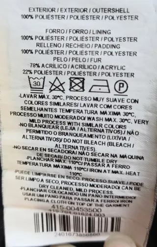 Abrigo acolchado cuello pelo y capucha