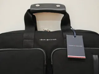 TOMMY HILFIGER - Maletín Negro