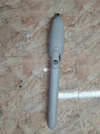 Brazos para puerta automática