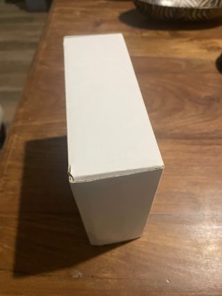 Cámara de vídeo digital roja y negra