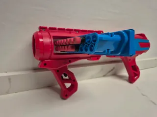 Pistola de juguete Mad Slammer