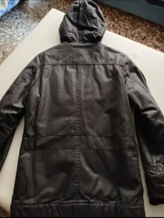 Chaqueta Jack Jones con Capucha Negra