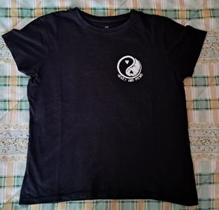 Camiseta Negra Corazón y Mente