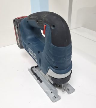 BOSCH Pack Sierra Circular + Caladora GKS GST 18V