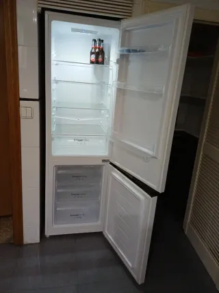 Nevera Cecotec 1.75m x 55cm x 50cm