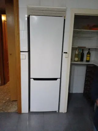 Nevera Cecotec 1.75m x 55cm x 50cm