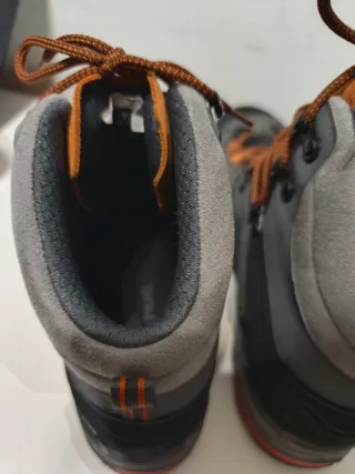 Botas Quechua SH Trek 100M