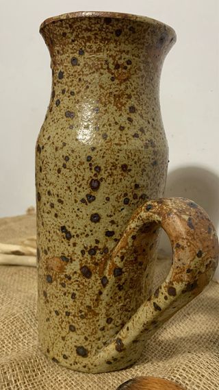 antigua Jarra de gres