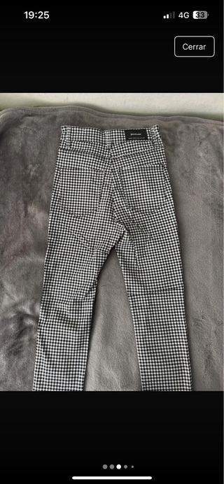 Pantalones cuadros Stradivarius