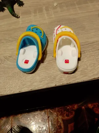 2 Giocattoli McDonald's Crocs Edizione Limitata