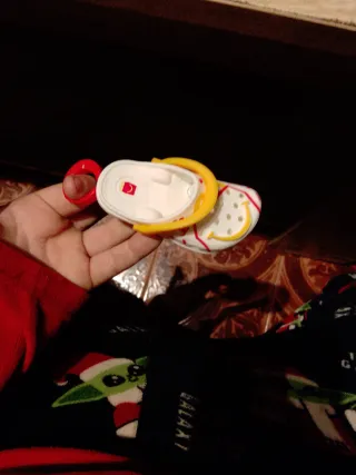 2 Giocattoli McDonald's Crocs Edizione Limitata