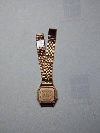 Reloj Casio Dorado Usado