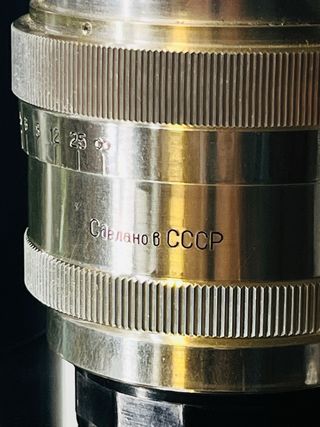 Jupiter-9 LTM Leica 85mm f/2.0