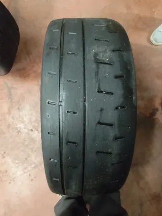 Neumáticos Pirelli PZero FIA R18