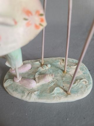 Figura pintora pintada a mano