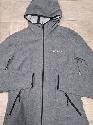 Chaqueta Columbia gris de trecking