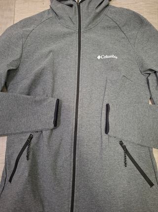 Chaqueta Columbia gris de trecking