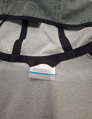 Chaqueta Columbia gris de trecking