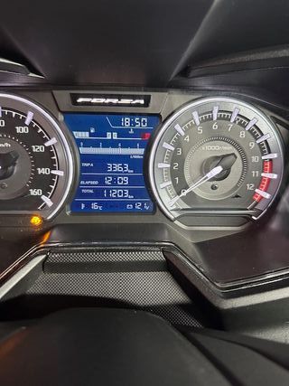 HONDA FORZA 125i DEL AÑO 2023 !!! MUY POCO USO !!!