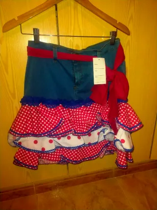 Falda flamenca volantes lunares