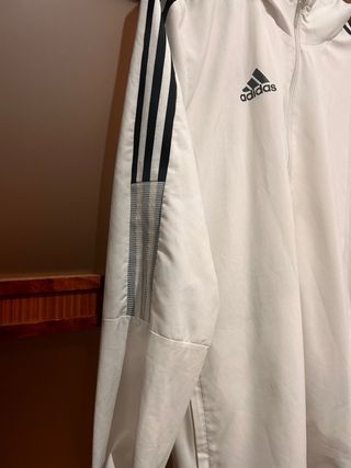 Chaqueta Adidas Blanca con Capucha