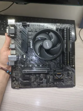 Scheda Madre ASUS Gaming + RYZEN 5 + 24GB 3200Mhz